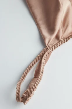 Emma Silk triangelbeh&aring;