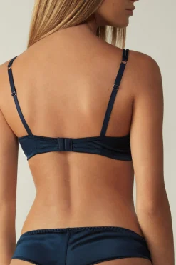 Emma Silk triangelbeh&aring;