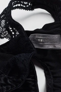 G-string i spets och siden