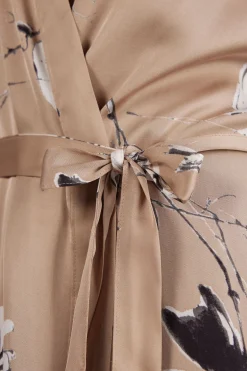 Kimono i viskossatin Autumn Blossom