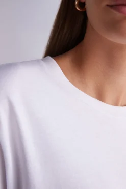Kort&auml;rmad boxy fit tr&ouml;ja i bomull