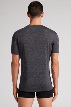 Kort&auml;rmad t-shirt i stretchig merinoull