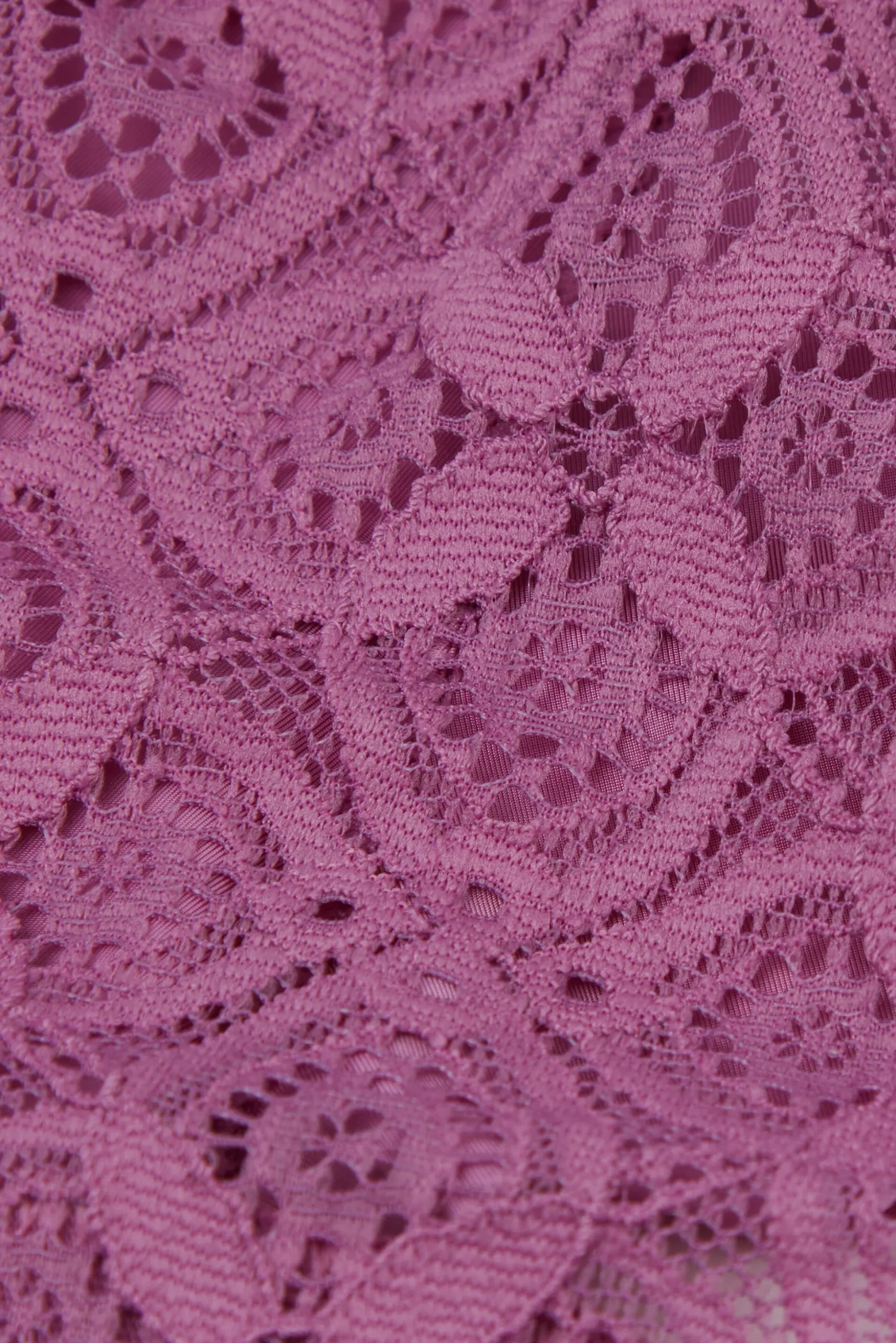 Lace and Microfibre Brazilian trosor