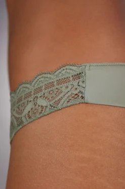 Lace and Microfibre Brazilian trosor