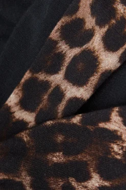 Nattlinne i modal Luxurious Leopard