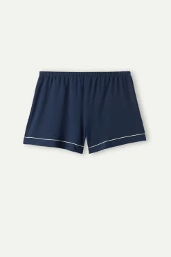 Shorts i modal med kontrasterande passpoal