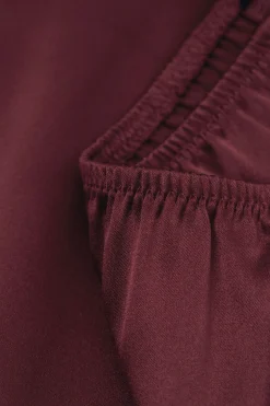 Shorts i siden med spets
