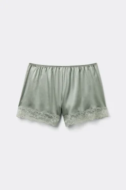 Shorts i siden med spets