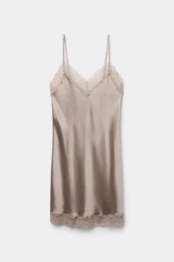 Silk Slip med spetsdetalj
