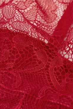 Stringtrosor i hipstermodell Intriguing Beauty