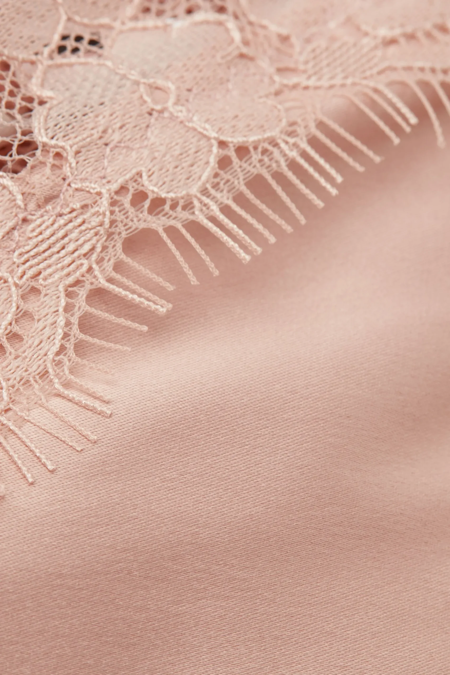 Trosor Satin Meets Lace
