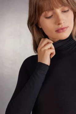 Ultralight body med h&ouml;g hals i modal med kashmir
