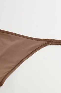 Ultralight Microfibre G-String med sn&ouml;ren i sidan